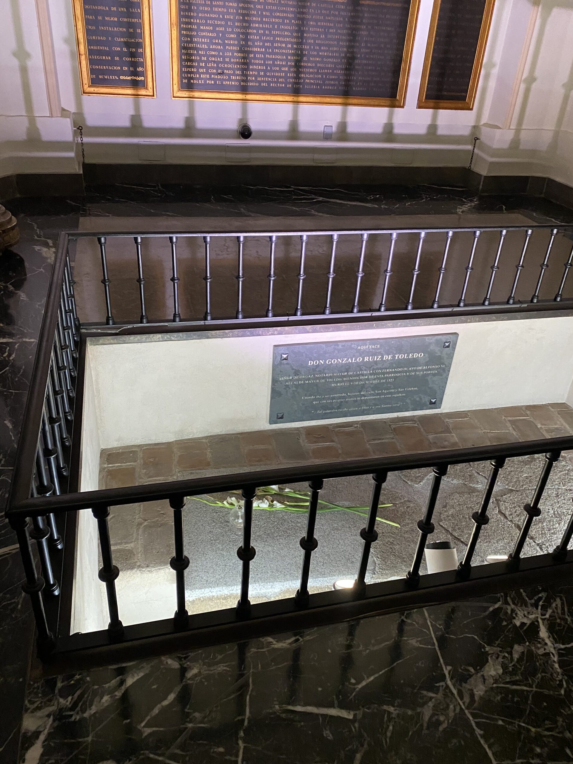 Tomb of Don Gonzalo Ruíz 